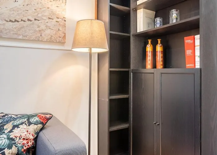 Dimora Degli Archeologi * بولونيا