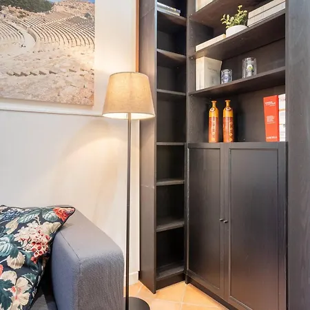 Dimora Degli Archeologi * 볼로냐